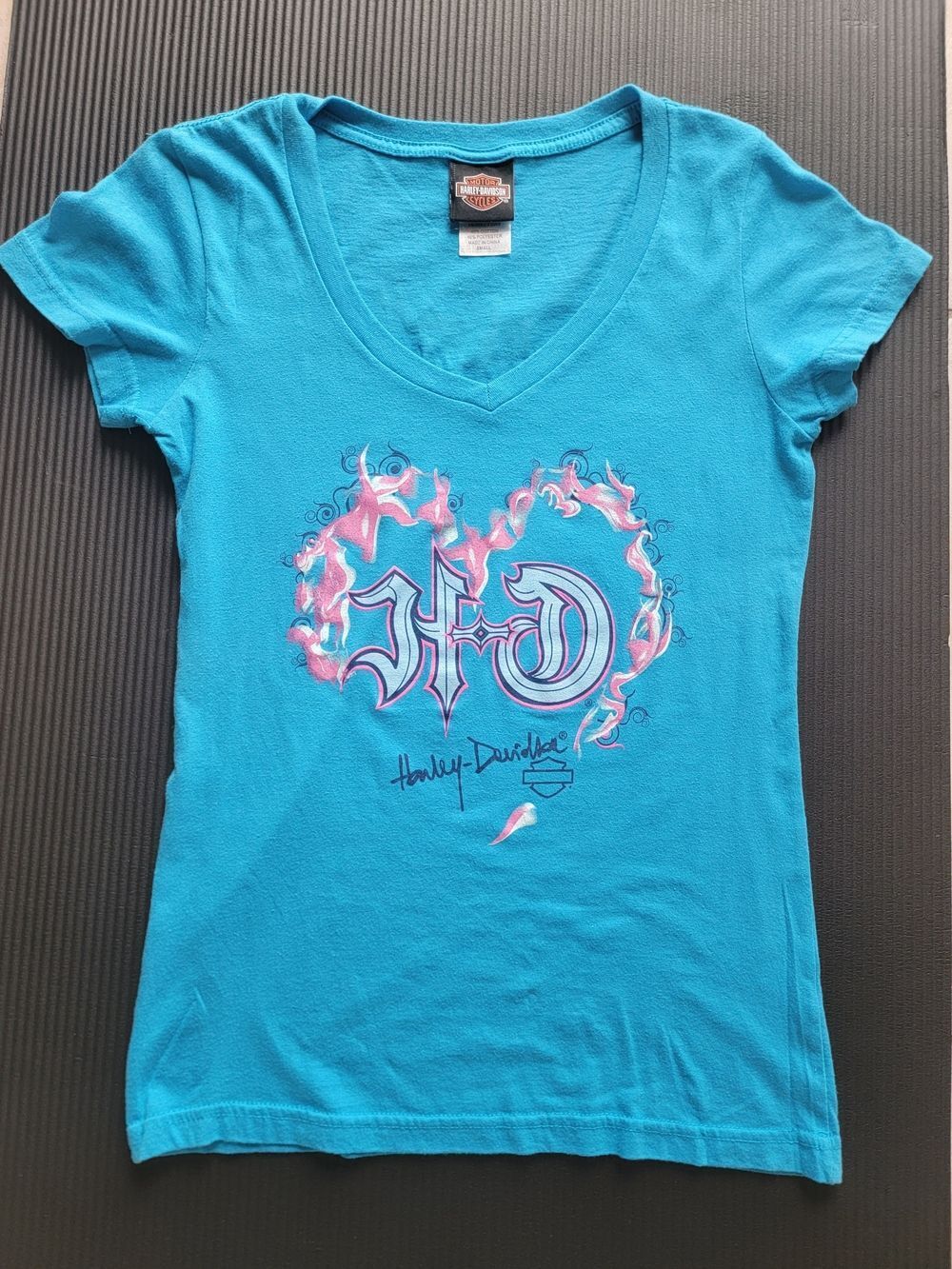 Harley-Davidson Turquoise Short Sleeve Tee with Pink Accent Graphic - Picture 1 of 5